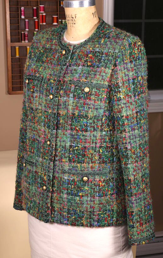 Tweed & Bouclé: The Classic Cardigan Jacket EmmaOneSock Sewing