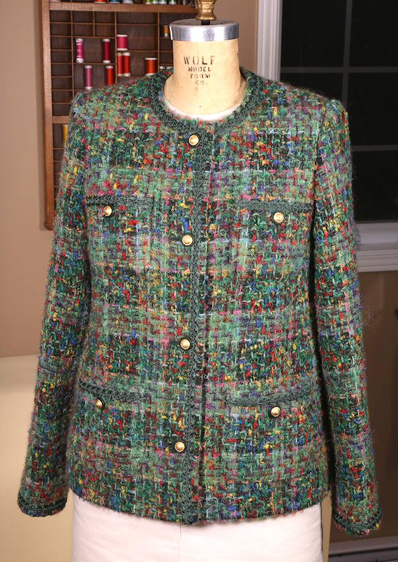 Tweed & Bouclé: The Classic Cardigan Jacket EmmaOneSock Sewing